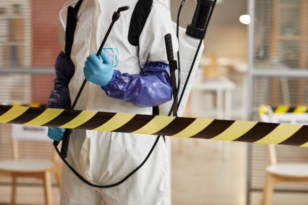 Professional Biohazard technician working in Oakville, IN